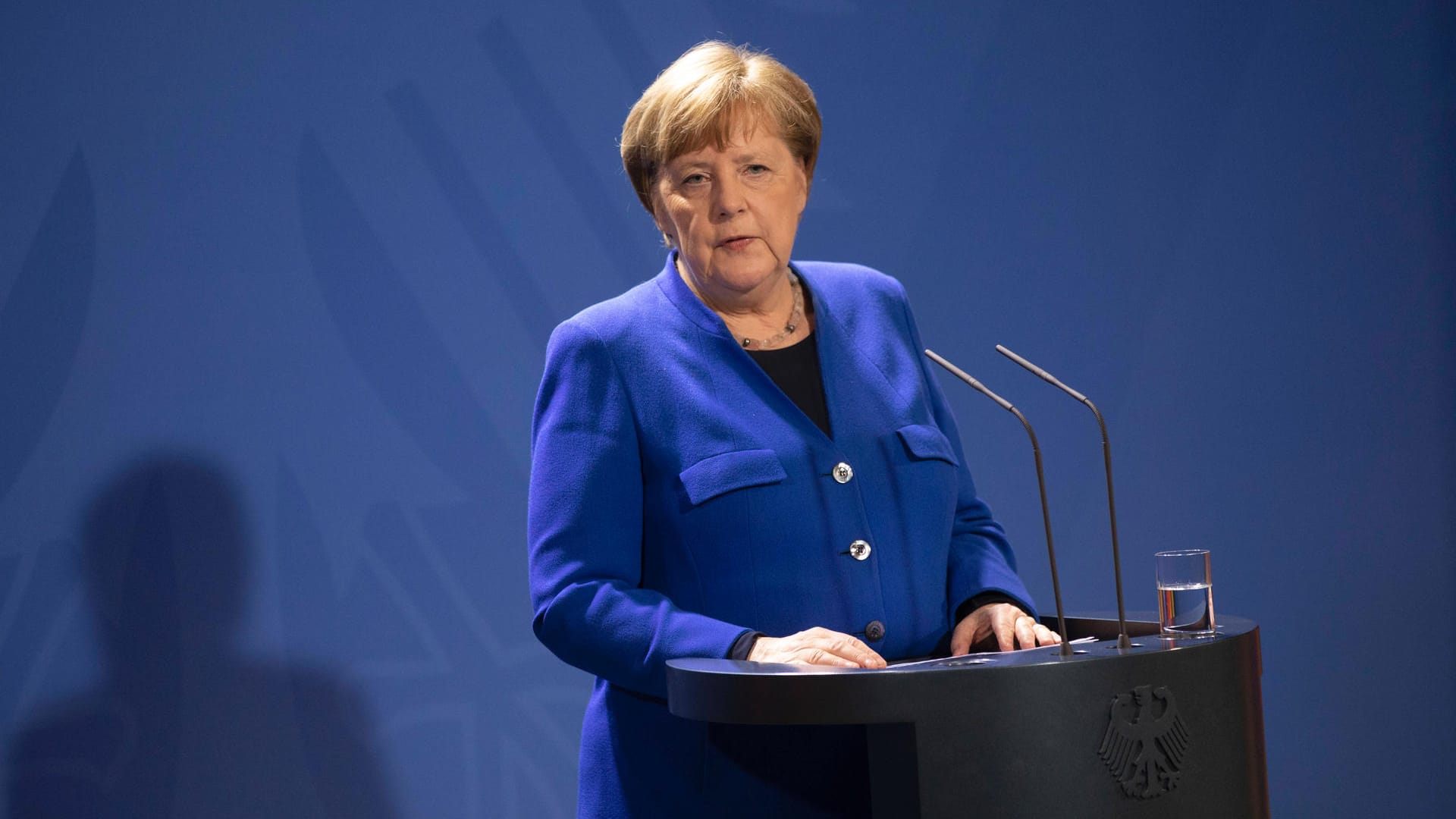 Merkel: Der erste Coronatest der Bundeskanzlerin fiel negativ aus. Merkel: Der erste Coronatest der Bundeskanzlerin fiel negativ aus.
