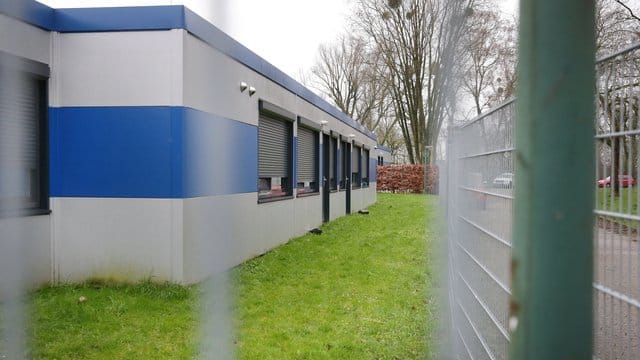 Für Flüchtlingsunterkünfte ist die Coronavirus-Krise eine besondere Herausforderung. Für Flüchtlingsunterkünfte ist die Coronavirus-Krise eine besondere Herausforderung.