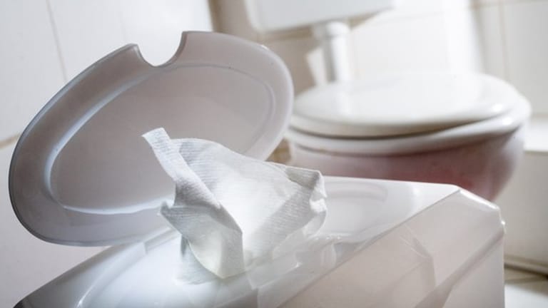 Toilettenpapierersatz: Alternativen zu herkömmlichem Klopapier können Kläranlagen verstopfen.