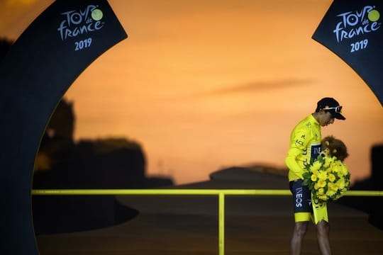 Der Kolumbianer Egan Bernal hatte 2019 die Tour de France gewonnen.