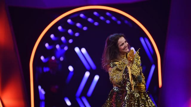 Rebecca Immanuel als enttarnte Figur "Die Göttin" in der Prosieben-Show "The Masked Singer". Rebecca Immanuel als enttarnte Figur "Die Göttin" in der Prosieben-Show "The Masked Singer".