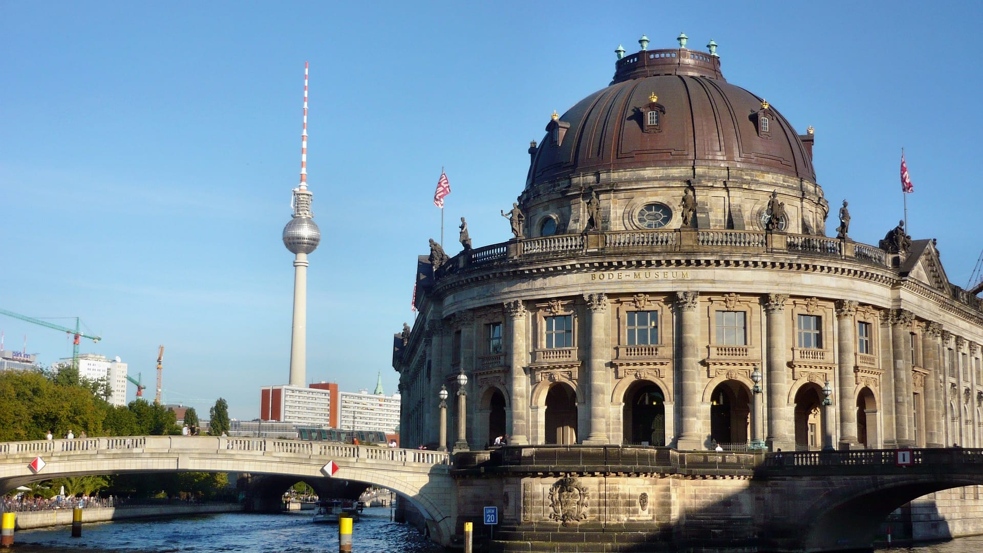 Bode-Museum: In dem prächtigen Bau befinden sich die Skulpturensammlung, das Münzkabinett und die Sammlung des Museums für Byzantinische Kunst.