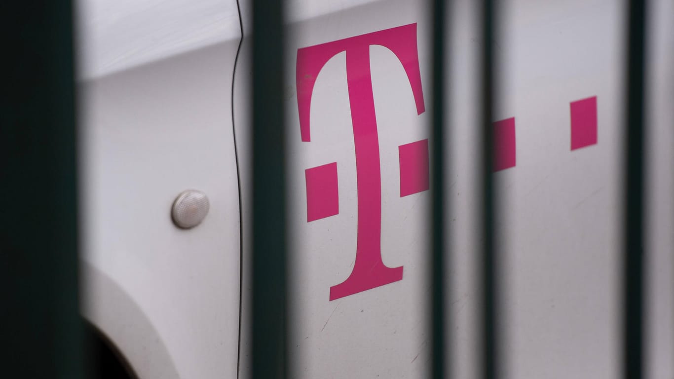 Mitarbeiter-Fahrzeug der Telekom: Das Bonner Unternehmen ändert seine Kontaktadresse.