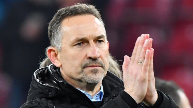 Mainz-Trainer Achim Beierlorzer: "Die Situation ist befremdlich.