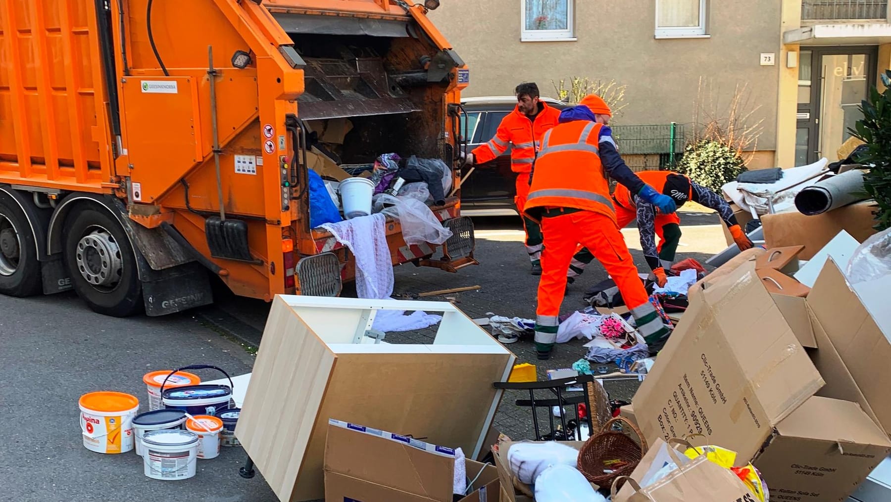 CoronaKrise in Wuppertal Der Sperrmüll flutet die Straßen