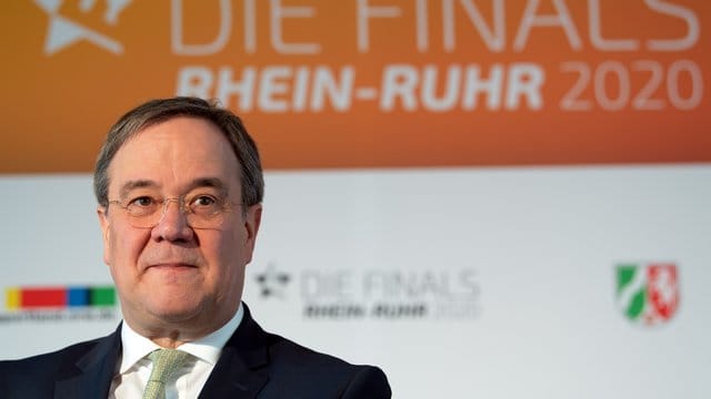 Laut NRW-Ministerpräsident Armin Laschet hat sich das Land mit vier Millionen Euro am Budget für die Ausrichtung der Finals beteiligt. Laut NRW-Ministerpräsident Armin Laschet hat sich das Land mit vier Millionen Euro am Budget für die Ausrichtung der Finals beteiligt.