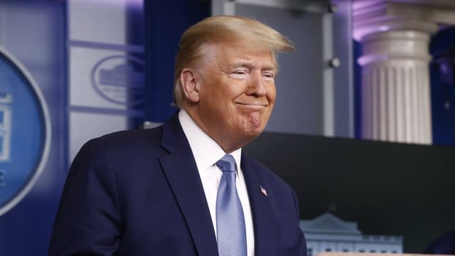 Donald Trump vergangenes Wochenende während einer Pressekonferenz zu weiteren Maßnahmen gegen die Corona-Krise. Donald Trump vergangenes Wochenende während einer Pressekonferenz zu weiteren Maßnahmen gegen die Corona-Krise.