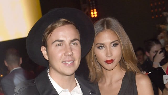 Mario Götze und seine Frau Ann-Kathrin freuen sich über Nachwuchs. Mario Götze und seine Frau Ann-Kathrin freuen sich über Nachwuchs.