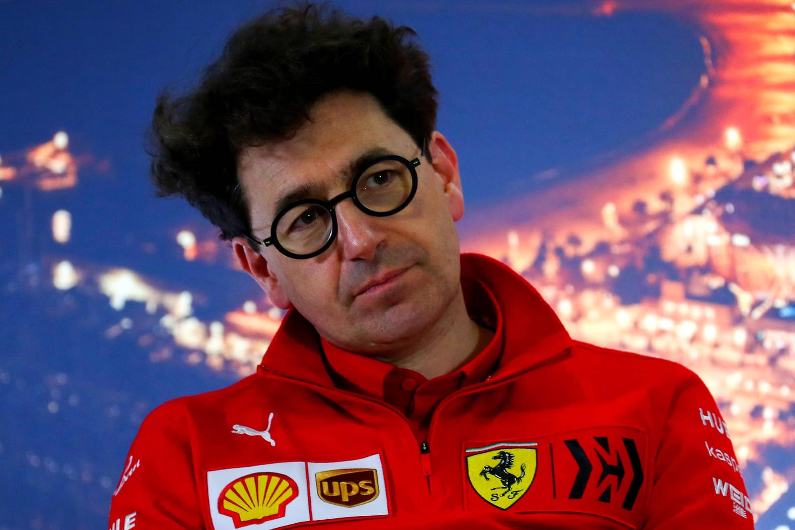 Mattia Binotto: Der Ferrari-Teamchef spricht sich für ein Saisonende über das Jahr 2020 hinaus aus.