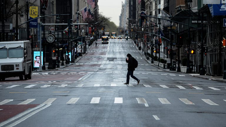 Wie leergefegt: Eine Straße im New Yorker Stadtteil Manhattan.