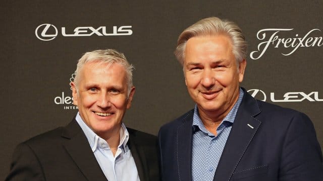 Der Lebensgefährte von Berlins Ex-Bürgermeister Klaus Wowereit (r), Jörn Kubicki, ist tot. Der Lebensgefährte von Berlins Ex-Bürgermeister Klaus Wowereit (r), Jörn Kubicki, ist tot.