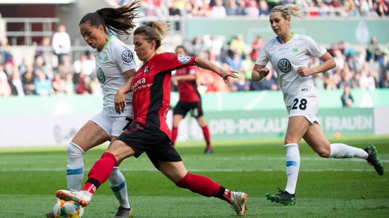 Auch in der Fußball-Bundesliga der Frauen wird die Saison bis zum 30.