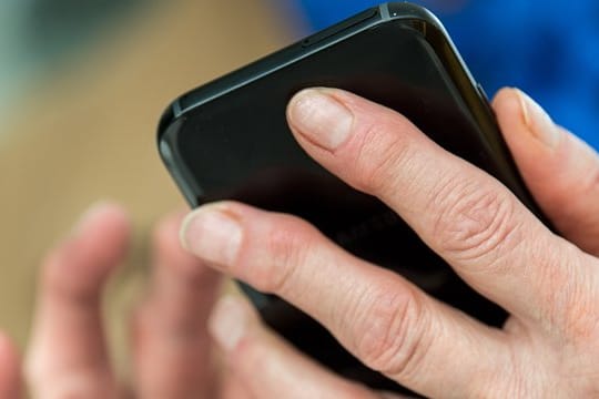 Noch gibt es keine Einigugn über die Einführung einer "Stopp-Corona-App".