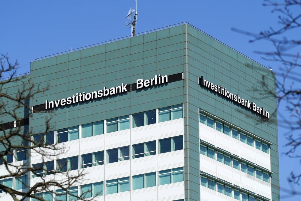 Hauptsitz der Investitionsbank Berlin: Die IBB zahlte am Montag Hunderte Millionen Corona-Soforthilfen an Berliner aus.