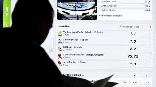 Die Sportwetten-Branche steckt angesichts der fehlenden Veranstaltungen in einer Krise. Die Sportwetten-Branche steckt angesichts der fehlenden Veranstaltungen in einer Krise.