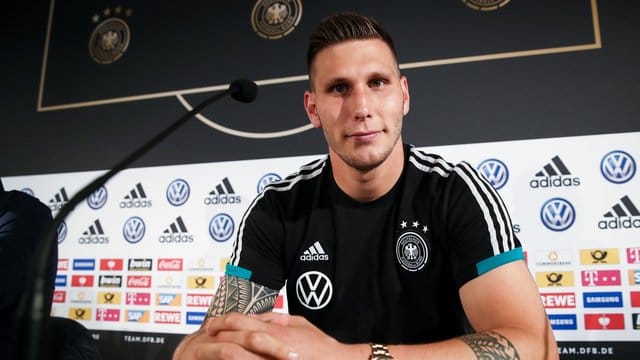 Hatte sich im Herbst 2019 das Kreuzband gerissen: Niklas Süle. Hatte sich im Herbst 2019 das Kreuzband gerissen: Niklas Süle.