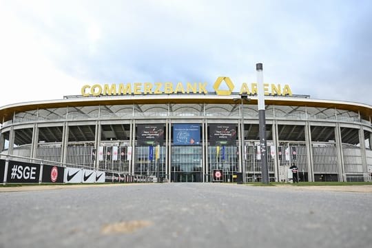 Die Commerzbank wird als Namenssponsor des Stadions von Eintracht Frankfurt von der Deutschen Bank abgelöst.