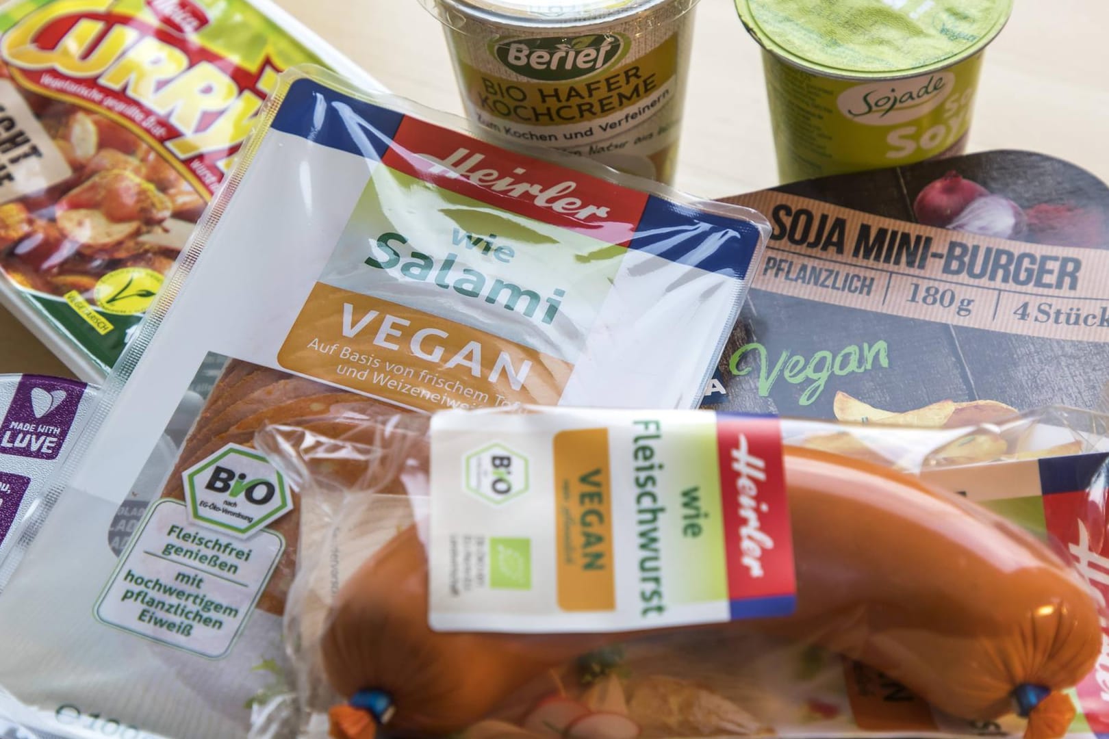 Fertigprodukte: Häufig enthalten sie zu viel Zucker und Salz.
