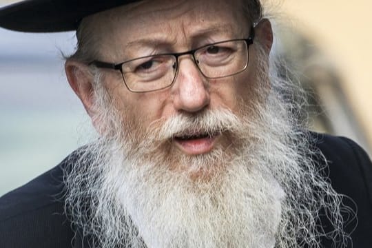 Israels Gesundheitsminister Jakov Litzman und seine Ehefrau sind positiv auf das Coronavirus getestet wordne.