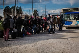 Flüchtlinge aus Syrien kamen im Jahr 2015 in die EU: Polen, Tschechien und Ungarn weigerten sich, während der Krise Migranten aufzunehmen.