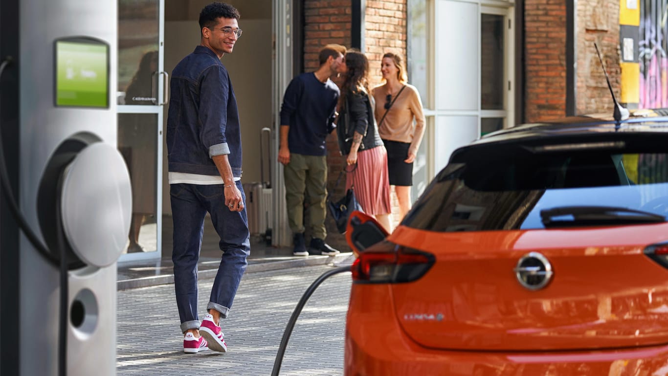Strom fürs E-Auto: Kann der günstige Unterhalt den hohen Kaufpreis eines Elektroautos wettmachen?