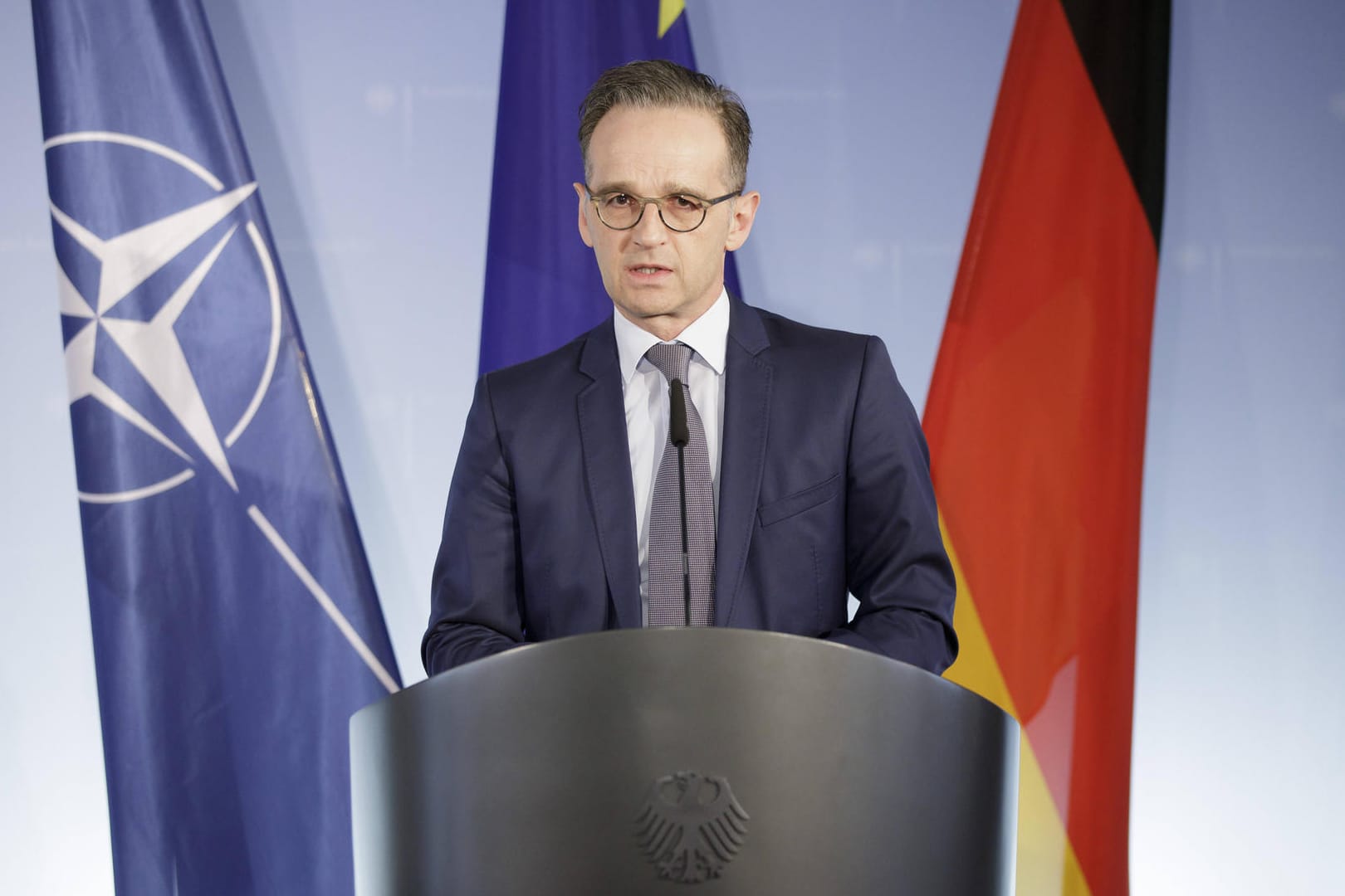 Bundesaußenminister Heiko Maas: Die Nato will bei der Bekämpfung der Corona-Krise stärker mitwirken. Das haben die Außenminister der Nato-Mitglieder am Donnerstag angekündigt.