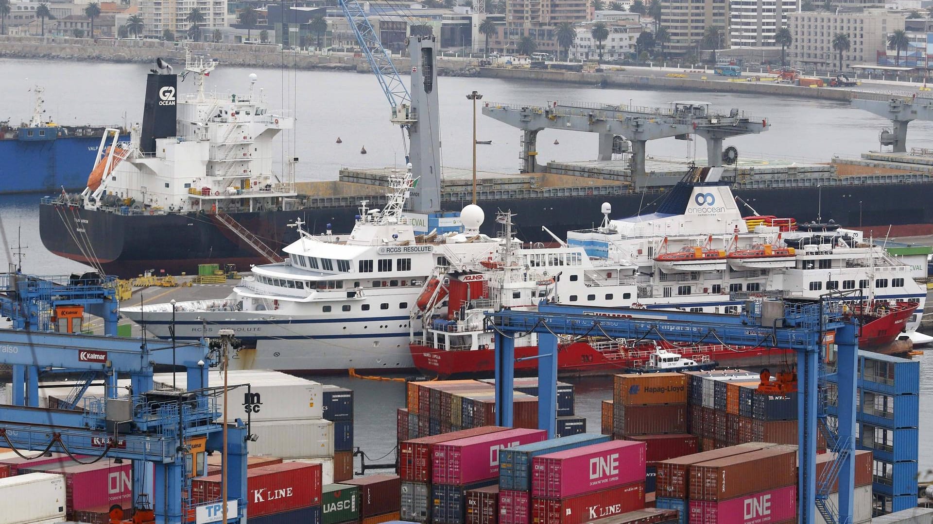 Die "RCGS Resolute" in Chile (Archivbild): Der Kreuzer kollidierte mit einem venezolanischen Marineschiff.