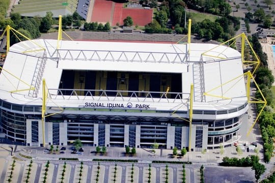 Der Signal-Iduna-Park in Dortmund wird zum Behandlungszentrum gegen das Coronavirus.