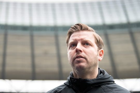 Werder-Trainer Florian Kohfeldt wartet noch auf eine Ausnahmegenehmigung für seinen Verein.