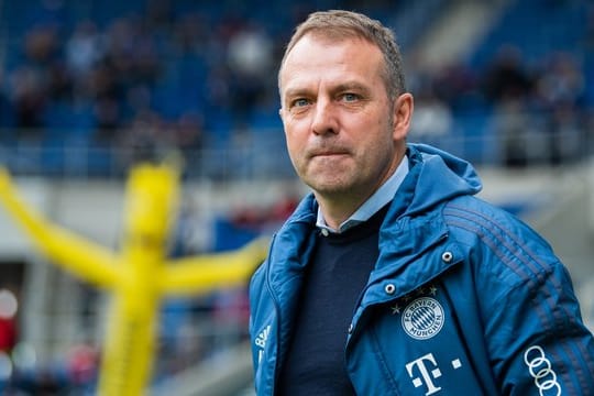 Bleibt Trainer beim FC Bayern: Hansi Flick.