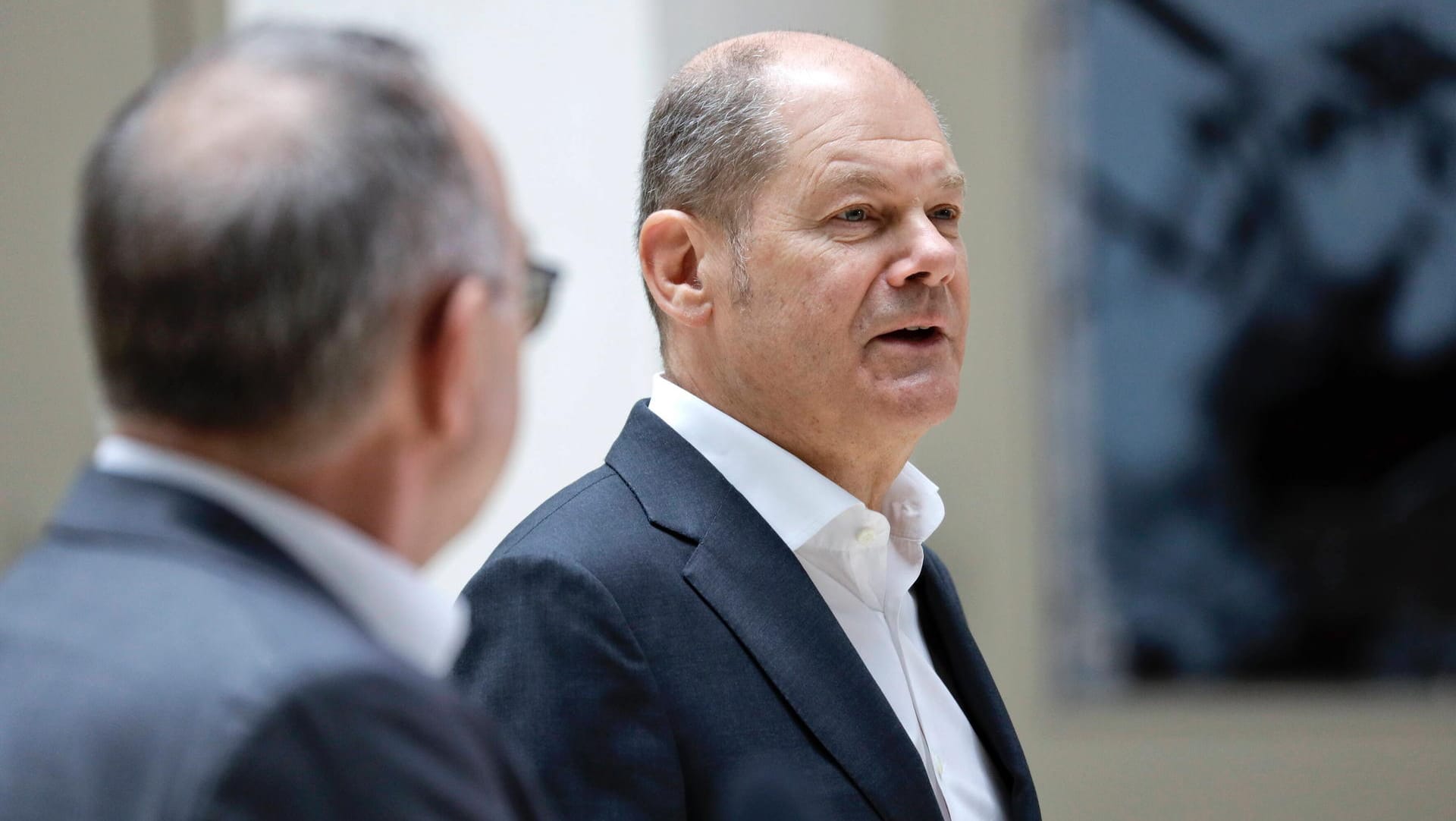 Bundesfinanzminister Olaf Scholz im Willy-Brandt-Haus in Berlin: Laut eines Berichts des "Spiegel" plant Scholz ein Konjunkturprogramm für die Zeit nach der Corona-Krise. Bundesfinanzminister Olaf Scholz im Willy-Brandt-Haus in Berlin: Laut eines Berichts des "Spiegel" plant Scholz ein Konjunkturprogramm für die Zeit nach der Corona-Krise.
