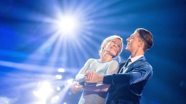 Ulrike von der Groeben und Valentin Lusin scheiden bei "Let's Dance aus.