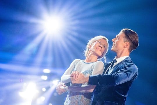 Ulrike von der Groeben und Valentin Lusin scheiden bei "Let's Dance aus.