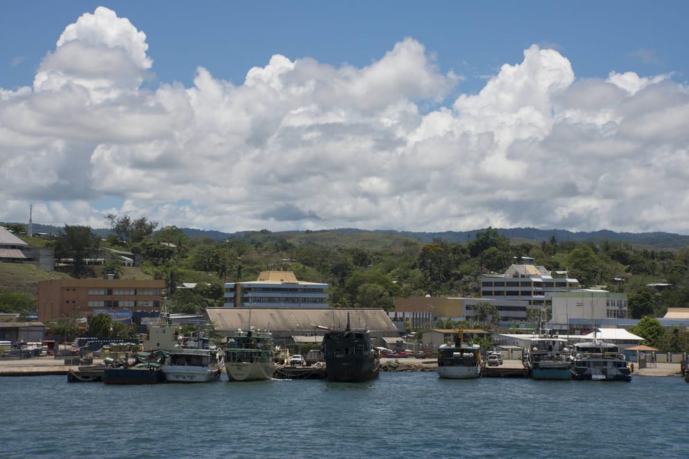 Küstengebiet der Hauptstadt Honiara der Salomonen: Von hier hat die Fähre abgelegt (Symbolbild).
