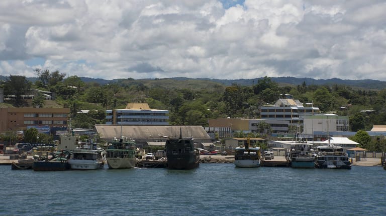 Küstengebiet der Hauptstadt Honiara der Salomonen: Von hier hat die Fähre abgelegt (Symbolbild).