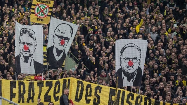 Vor einigen Wochen hatte es in vielen Stadien massive Fan-Proteste gegeben.