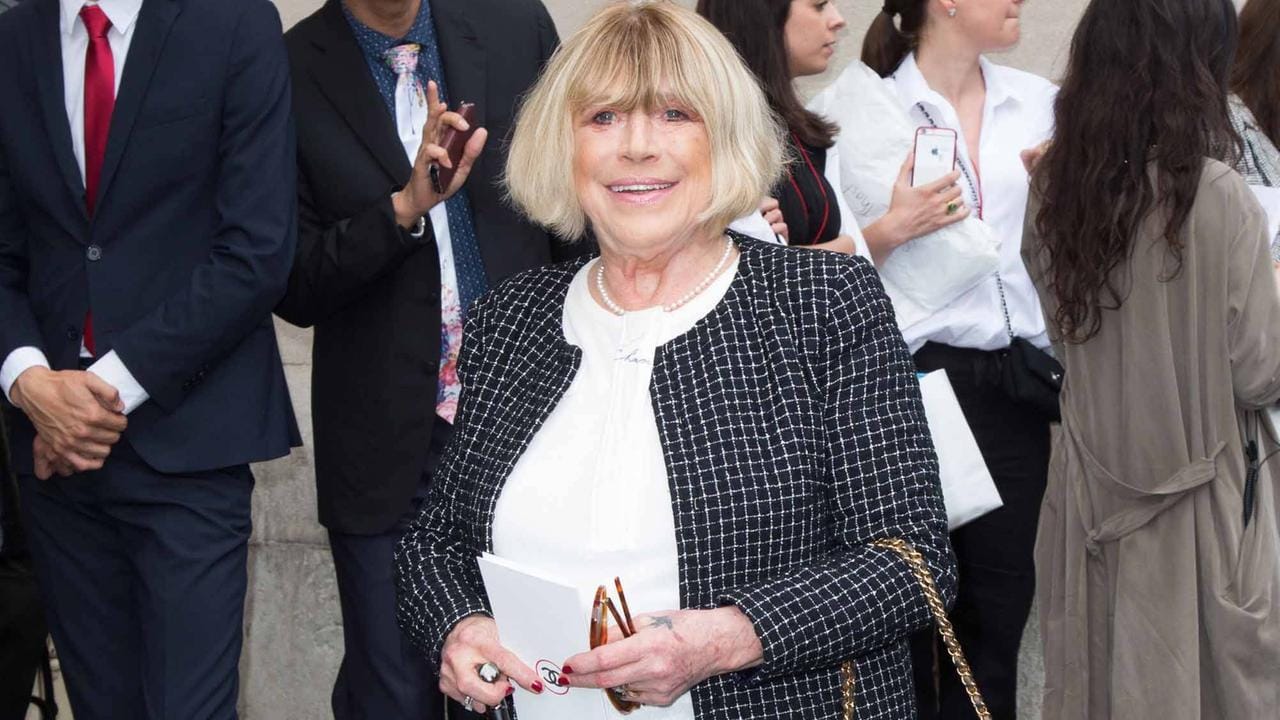 Marianne Faithfull: Die Sängerin wurde ins Krankenhaus eingeliefert.