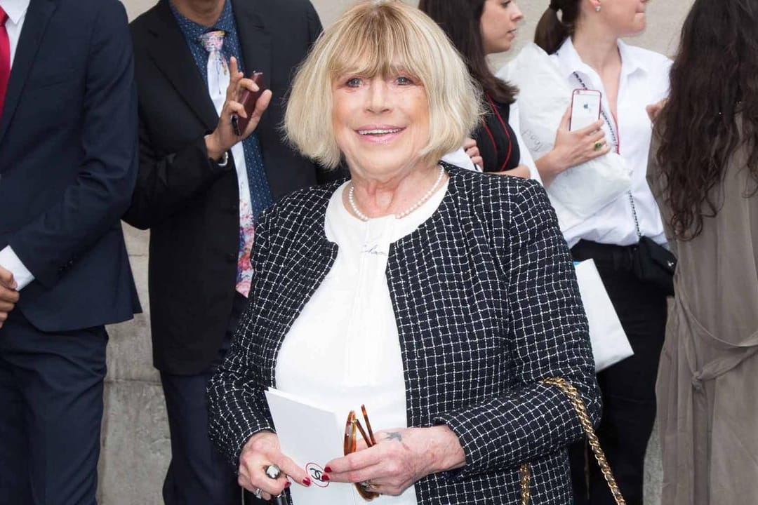 Marianne Faithfull: Die Sängerin wurde ins Krankenhaus eingeliefert.