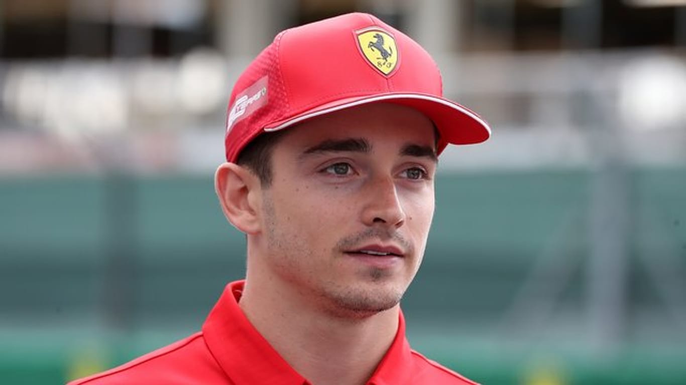 Fährt auch virtuell schnell Auto: Ferrari-Pilot Charles Leclerc.