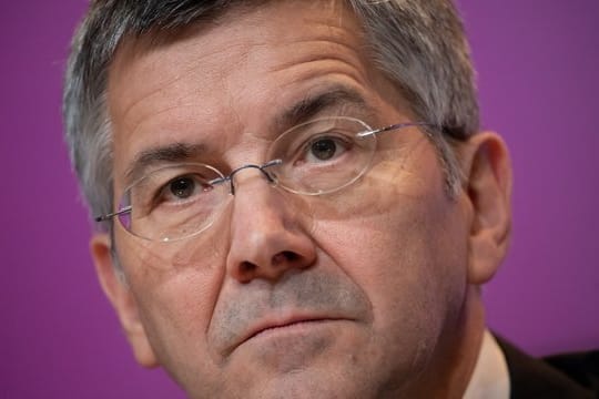 Sieht den FC Bayer gut aufgestellt für die Zeit nach der Corona-Krise: Club-Präsident Herbert Hainer.
