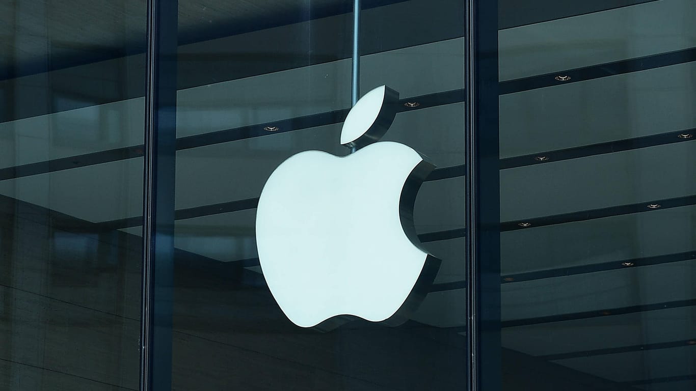 Das Logo von Apple: Das Unternehmen produziert nun auch Gesichtsschutz.