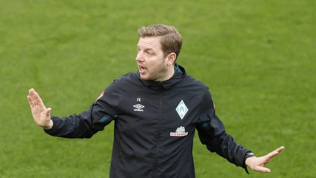 Kann noch nicht mit dem Training in Kleingruppen beginnen: Florian Kohfeldt, Trainer des SV Werder Bremen. Kann noch nicht mit dem Training in Kleingruppen beginnen: Florian Kohfeldt, Trainer des SV Werder Bremen.