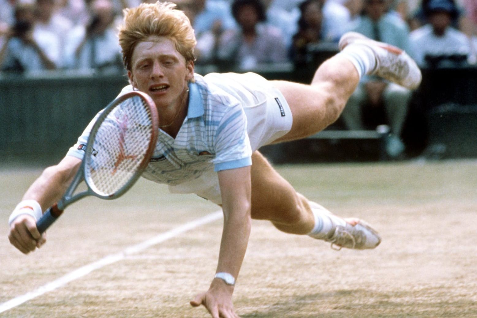 30.06.1985, Wimbledon: Boris Becker hechtet während des Turniers nach einem Ball – der "Becker-Hecht wurde schnell legendär.