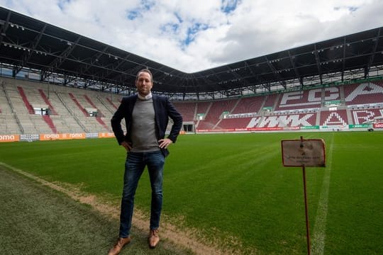 Michael Ströll, Geschäftsführer des FC Augsburg.