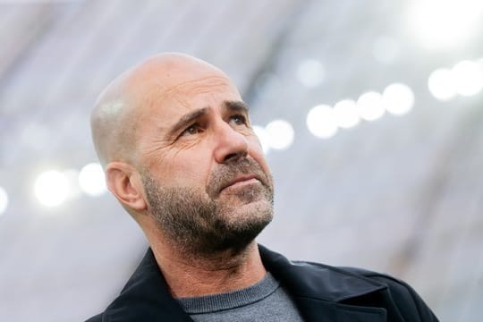 Ist der Meinung, "dass wir Fußball für die Fans spielen": Trainer Peter Bosz von Bayer Leverkusen.