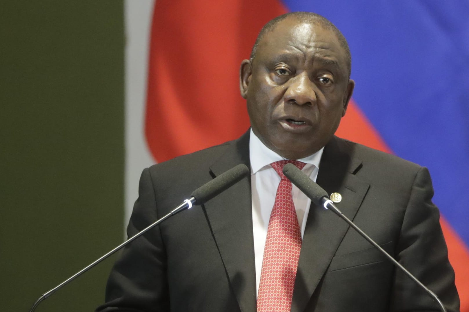 Cyril Ramaphosa: Der Präsident von Südafrika untersagte seiner Ministerin Stella Ndabeni-Abrahams für zwei Monate die Ausübung ihres Amtes.