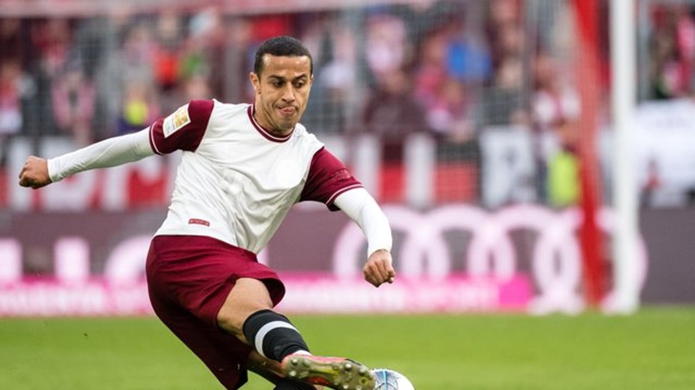 Thiago: Der Mittelfeldspieler soll kurz vor einem neuen Vertrag beim FC Bayern München stehen.