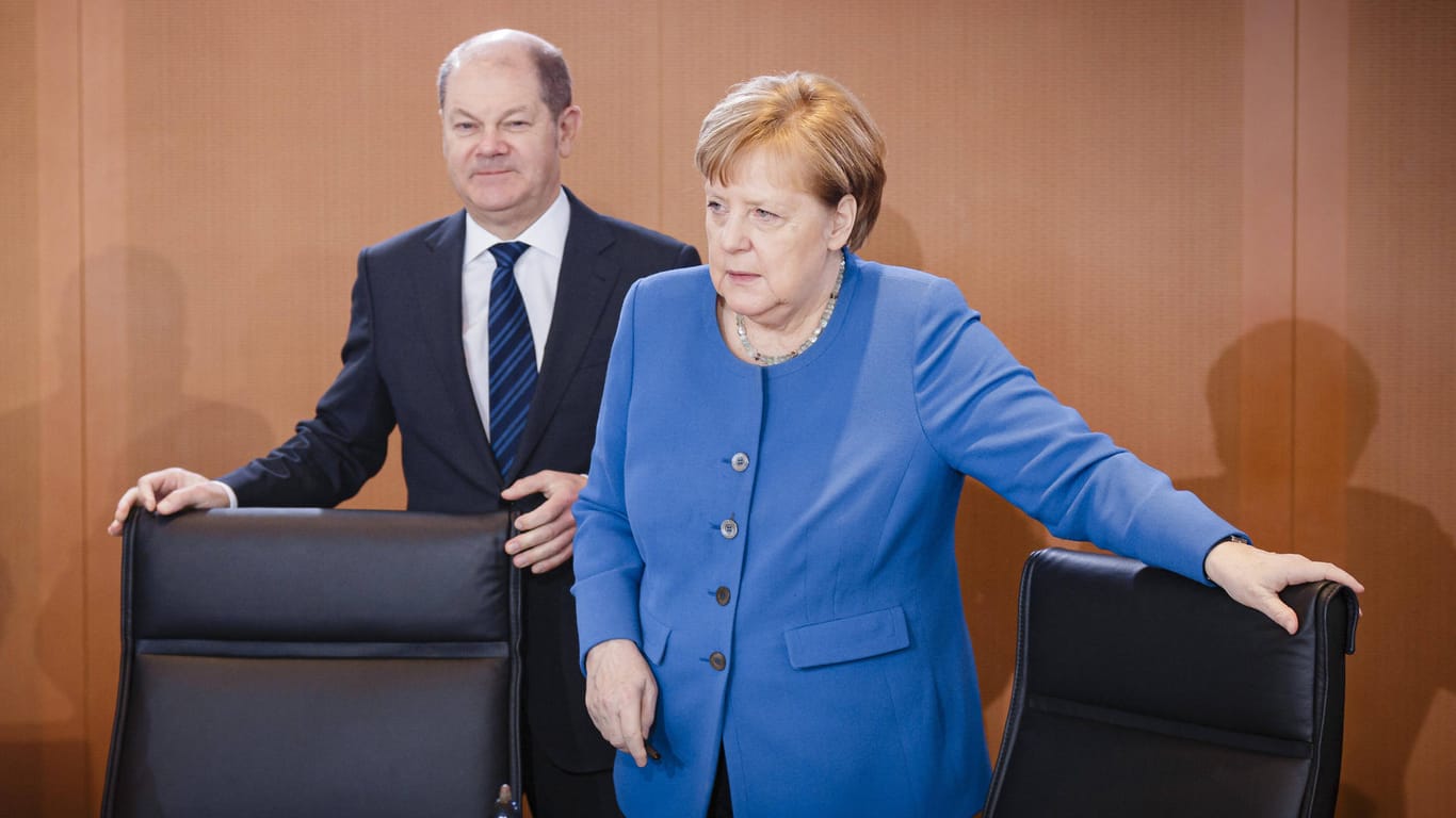 Bundesregierung: Bundeskanzlerin Angela Merkel (CDU) und Bundesfinanzminister Olaf Scholz (SPD) gewinnen bei Umfragen an Prozentpunkten.