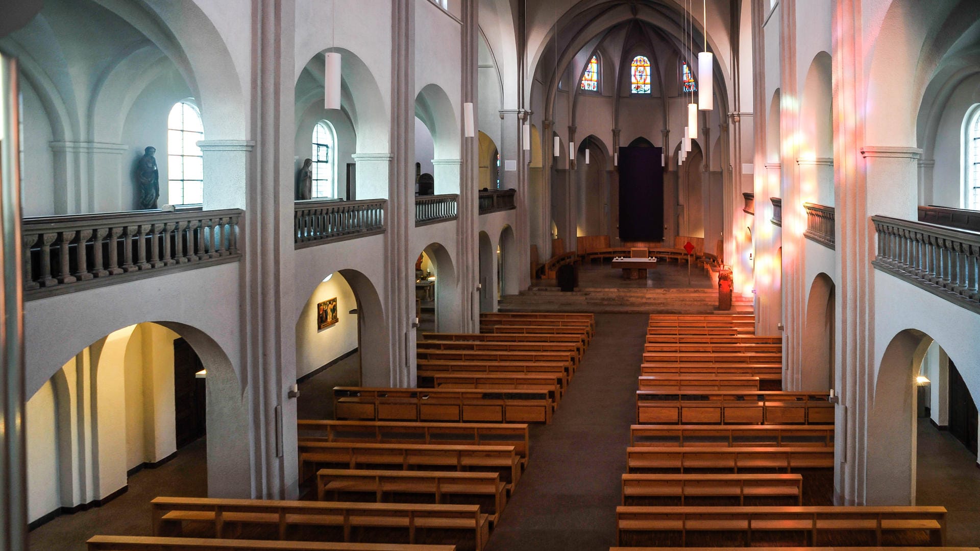 Kirche: Das Bundesverfassungsgericht hat das Gottesdienstverbot bestätigt (Symbolbild).