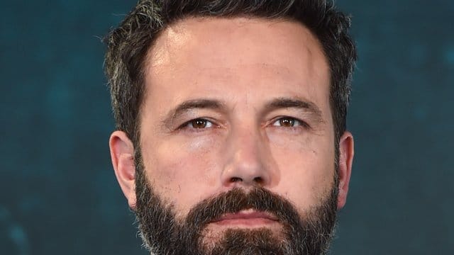 Ben Affleck veranstaltet mit anderen Profis ein Online-Pokerturnier.